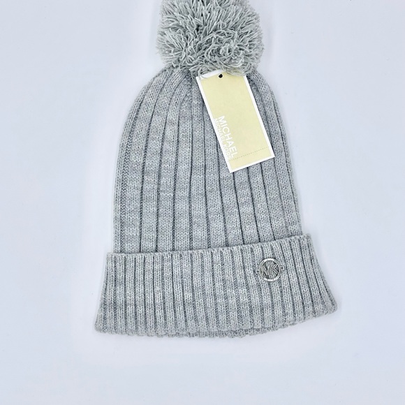 NEW Michael Kors Pom-Pom Knit Gray Beanie Hat Women’s OS - Picture 2 of 5
